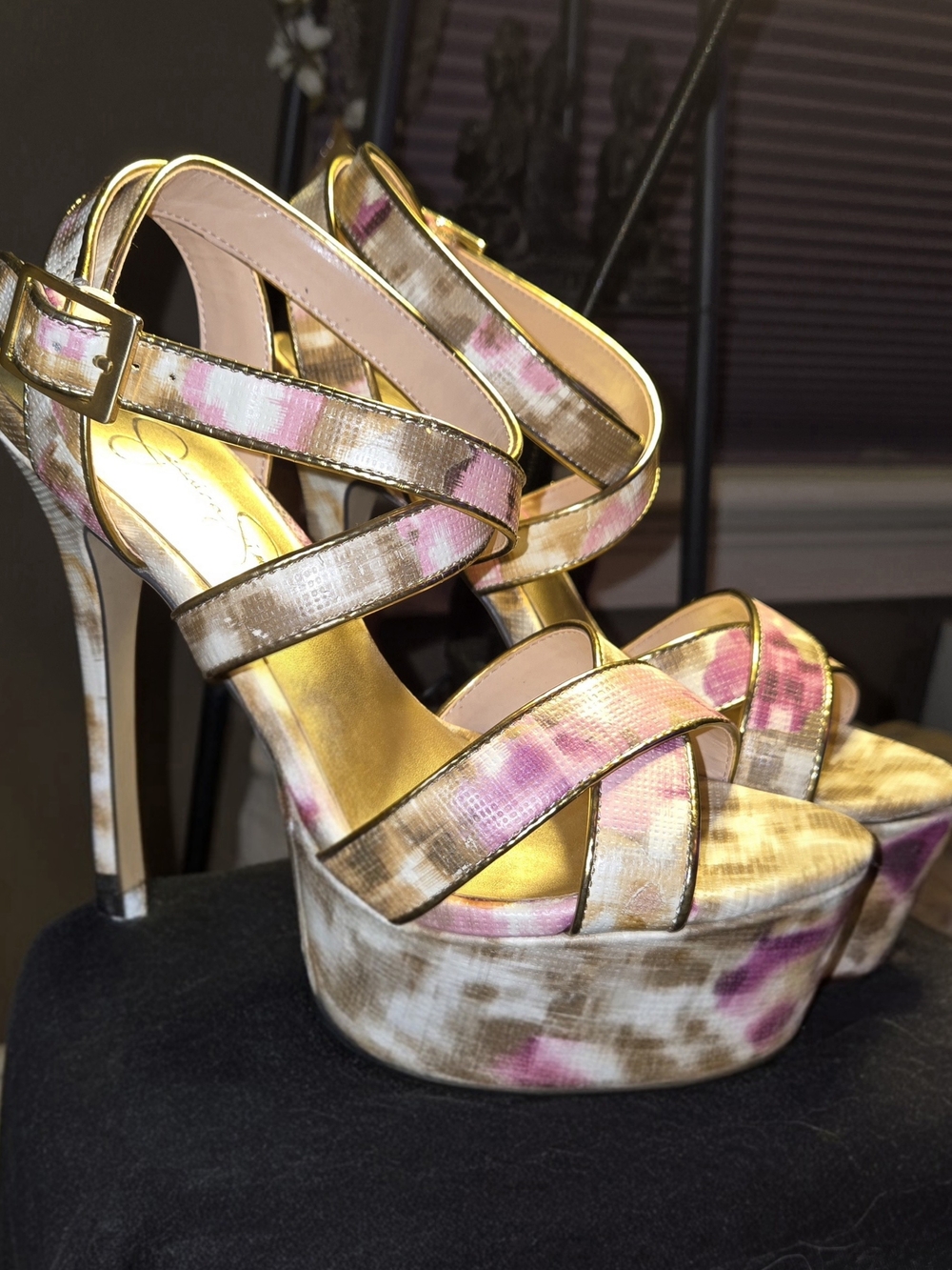 Jessica Simpson Pink and Brown Strappy Plaid Platform Sandals with Gold Trim 7.5